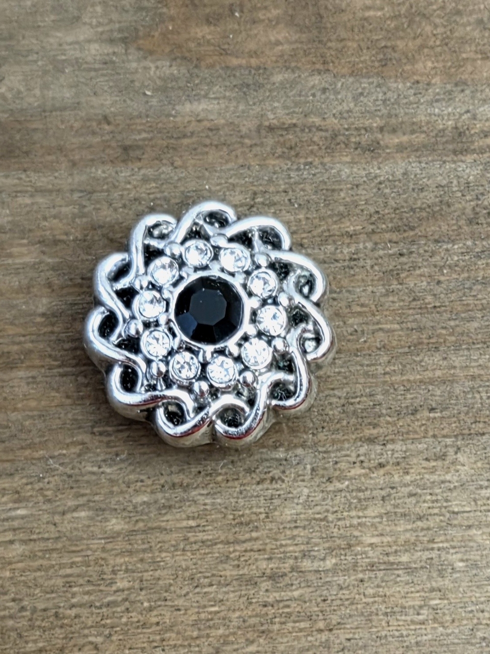 Magnolia & Vine Silver-Tone Black Crystal Floral 18MM Snap Charm - Women Jewelry